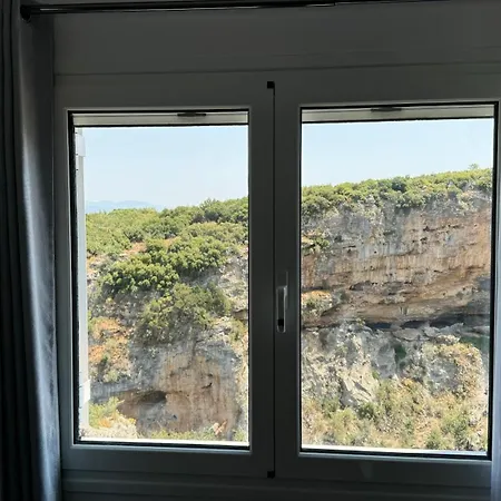 Daire το φαραγγι του παρνασσου *