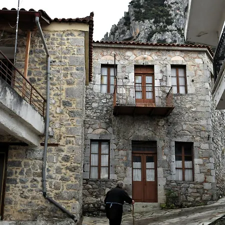 το φαραγγι του παρνασσου Daire Tithoréa