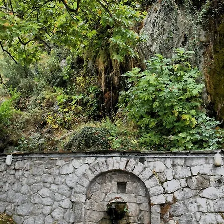το φαραγγι του παρνασσου *