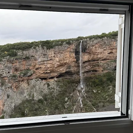 το φαραγγι του παρνασσου Tithoréa