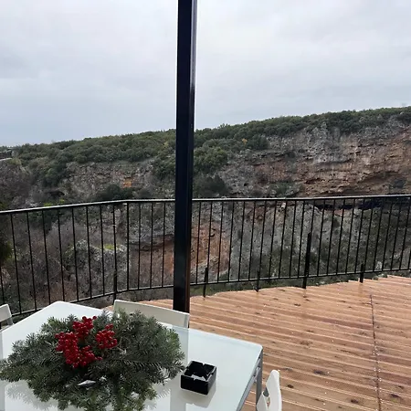 το φαραγγι του παρνασσου