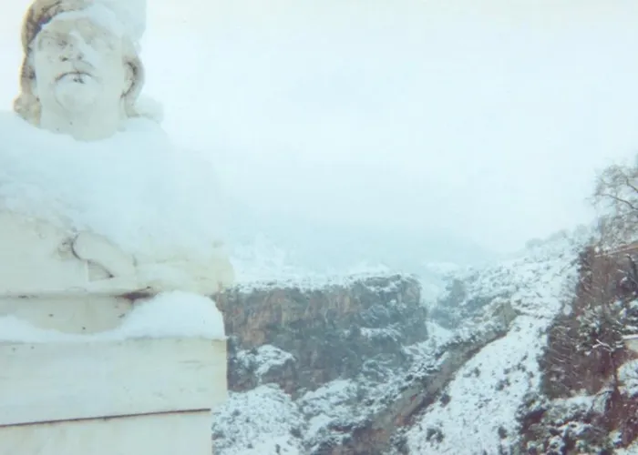 το φαραγγι του παρνασσου Tithoréa