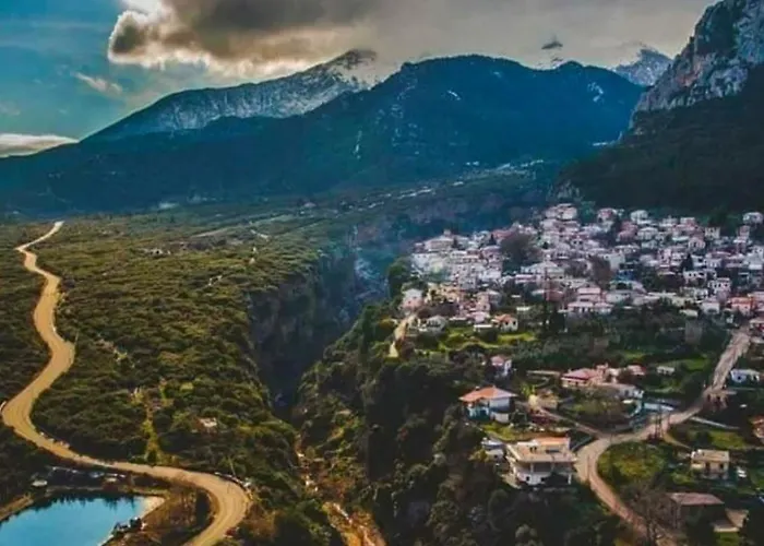 Lägenhet το φαραγγι του παρνασσου